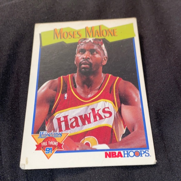 🔥Sale🔥2 for $6…A Basketball Collectors Card in great shape - Picture 1 of 2